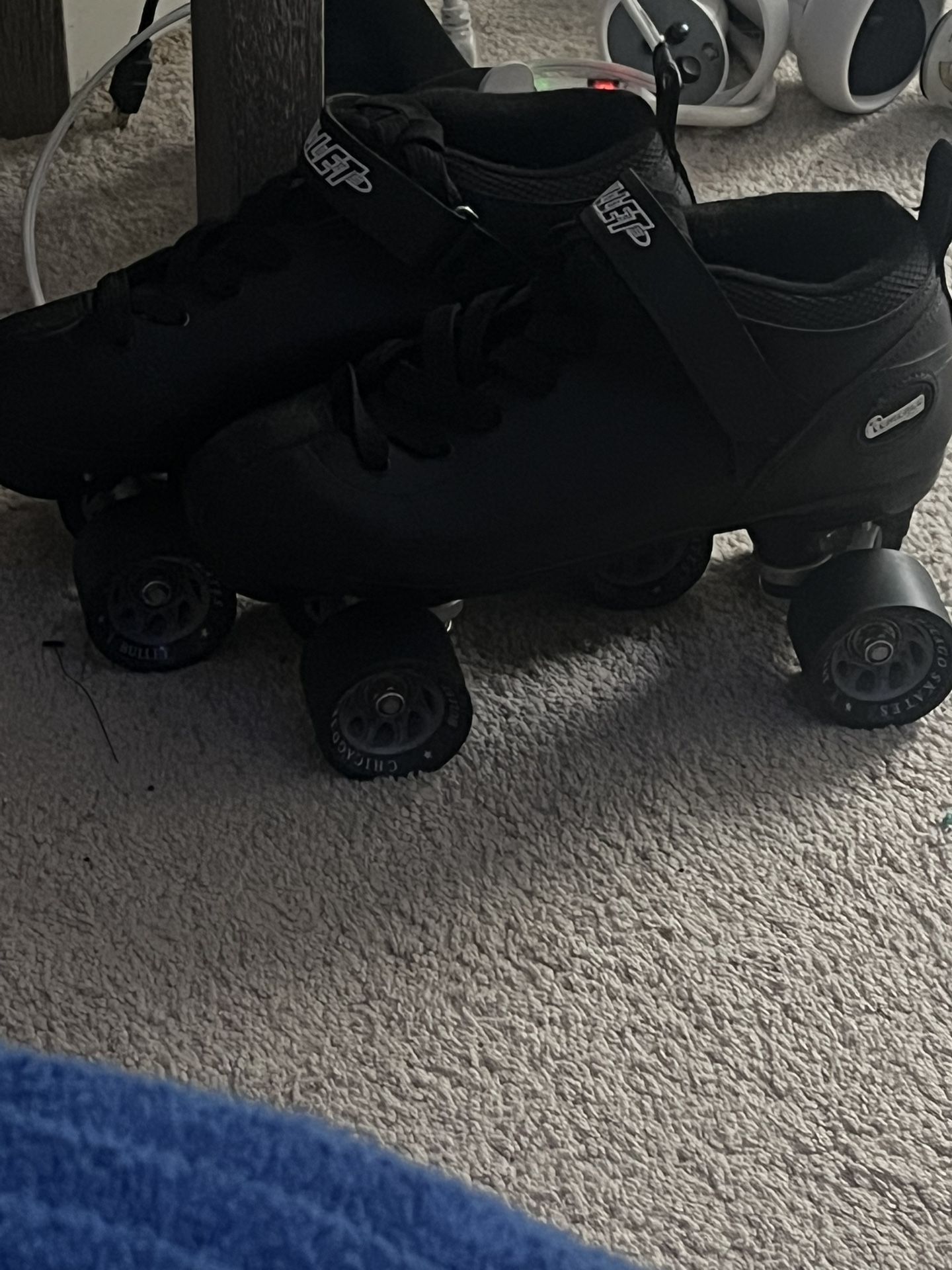 Skates