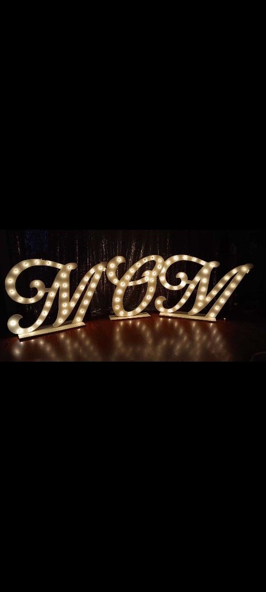 Mom Marquee Letters 