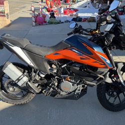 2022 KTM 390 Adventure