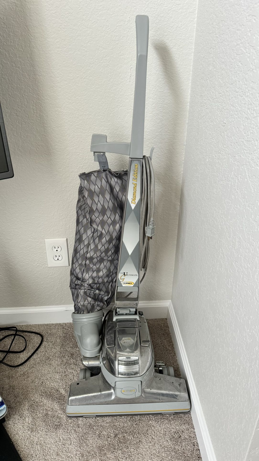 Kirby Diamond Edition Includes Carpet Shampoo