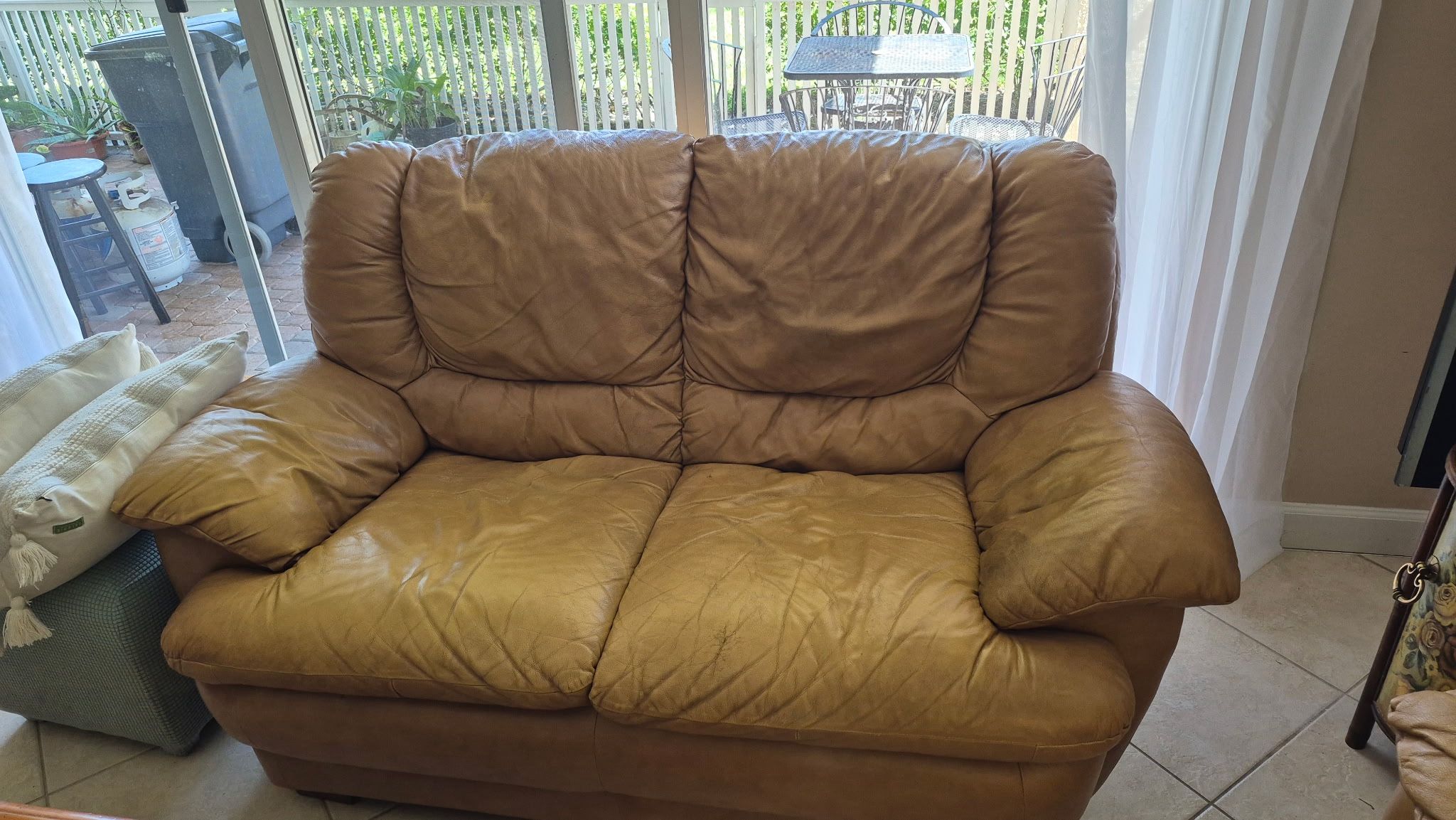 Set of 3 Genuine Leather Couches – Comfortable & Classic