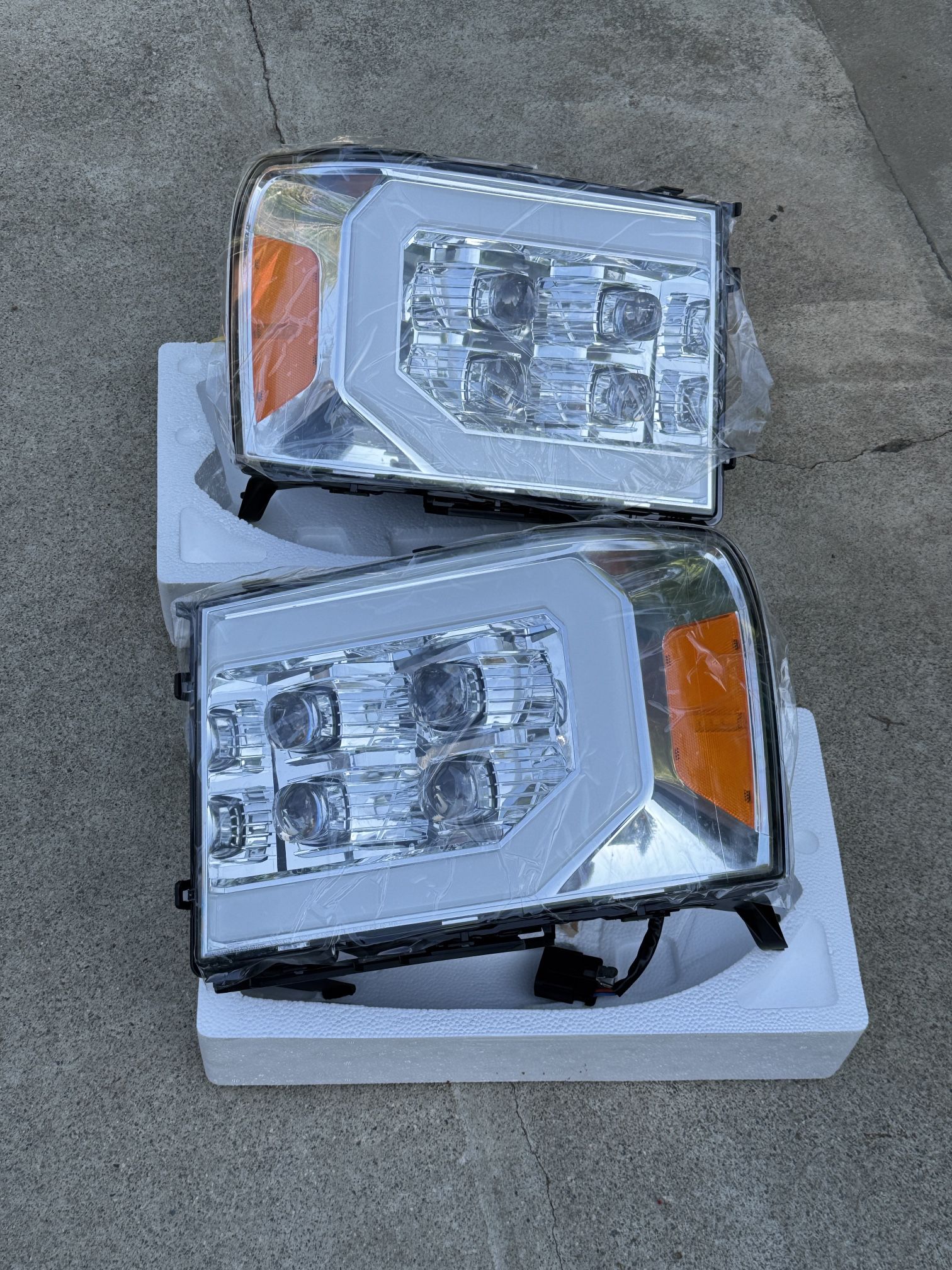07-13 GMC Sierra Headlights NOVA-Series LED