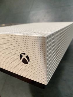 Microsoft Xbox One S Console