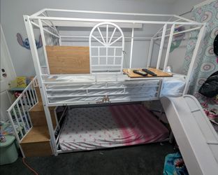 Metal twin bunk bed house with slide!