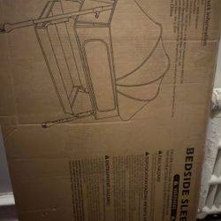 Baby Bedside/ Bassinet Sleeper For Newborn 