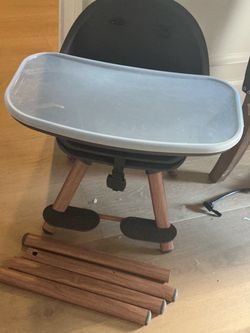 Maxi Cosi Baby High Chair with Tray and Legs