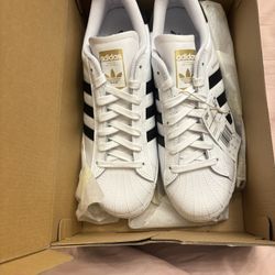 Brand New Adidas Superstar Size 10 Men 