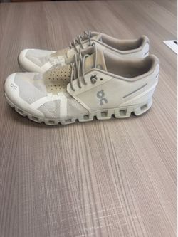 Onclouds size 8.5