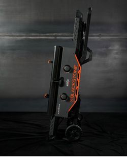 Blackstone Adventure Ready Plancha para Exteriores, Parrilla de Superficie Plana de 2 Quemad...