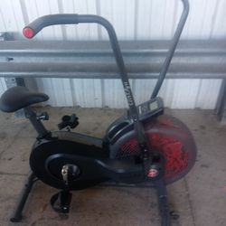 Schwinn AD2 Exercise Bike 