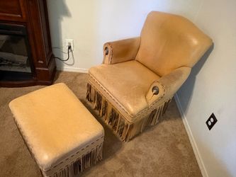 Western Style Accent Chair & Ottoman Set