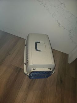 Hard Shell Pet Travel Carrier Crate