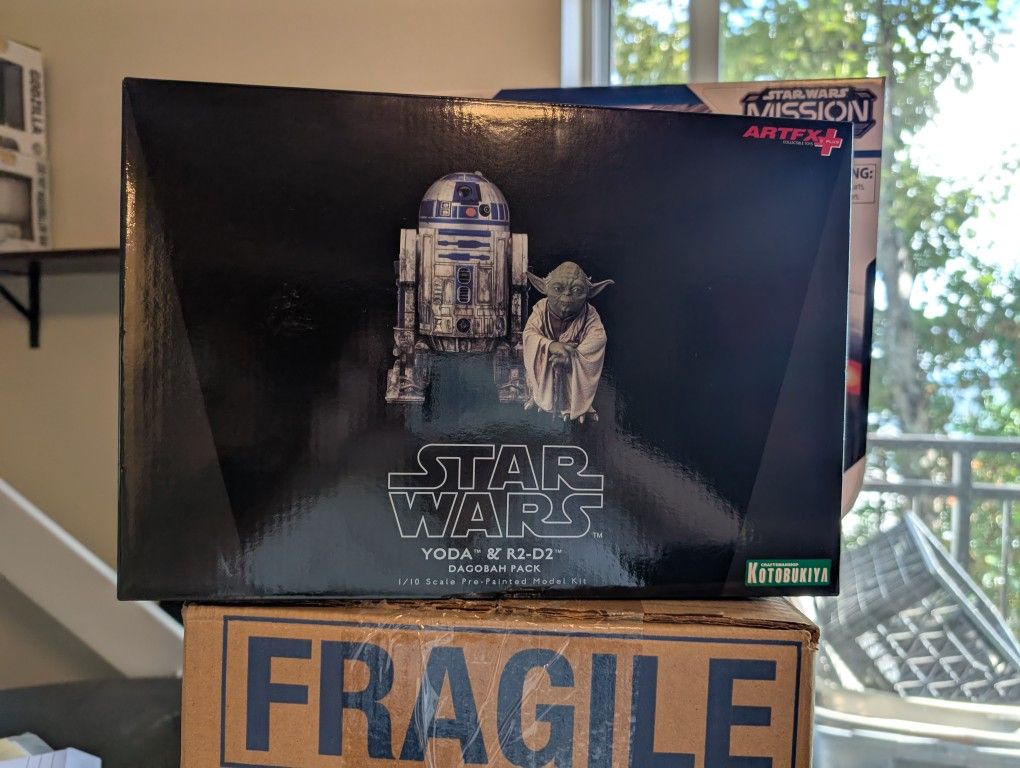 Kotobukiya Artfx R2D2 & Yoda 1/10 Scale Statue