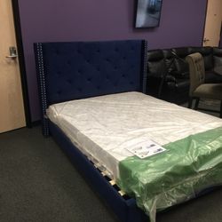 Queen Bed With Bamboo Mattress 