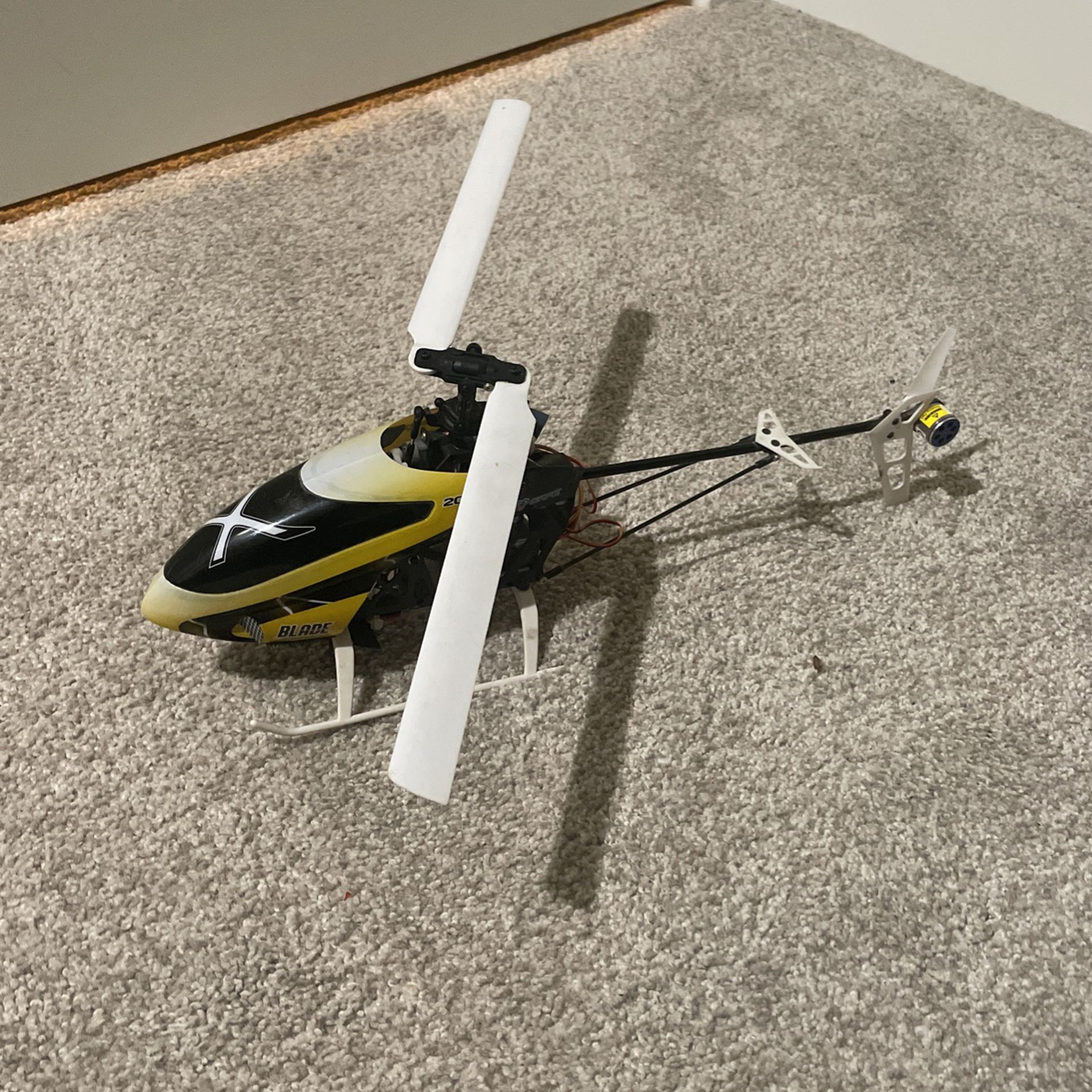 Blade 200 Srx Rc Helicopter