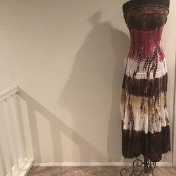 tie-dye Maxi This Dress Comes In small And Medium 