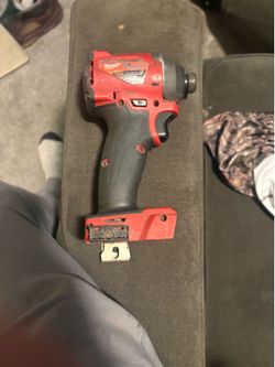 Milwaukee 1/4 Inch Impact Driver
