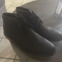 New Mens Uggs