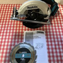 Makita. 18V LXT Lithium-Ion Cordless 6-1/2 in. Lightweight Circular Saw  (Tool-Only).