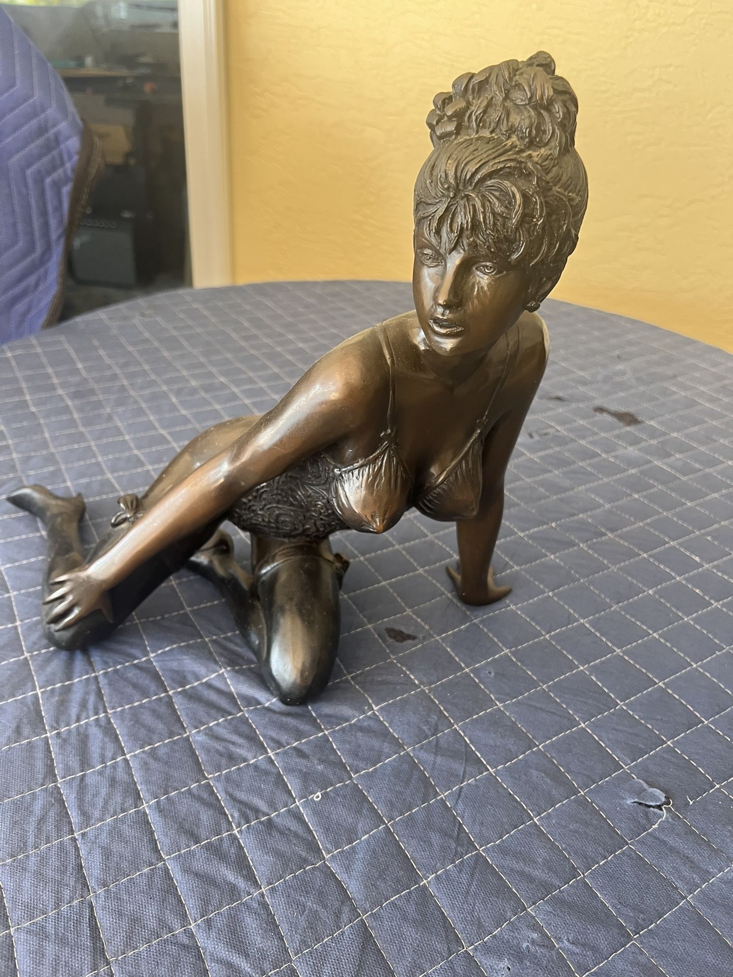 Sexy Bronze Sculpture