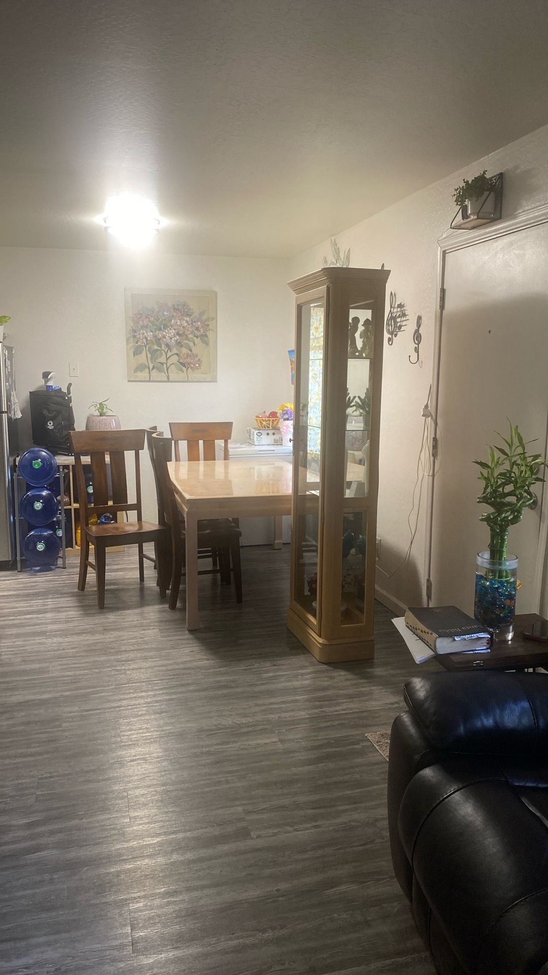 Kitchen Table and chairs 