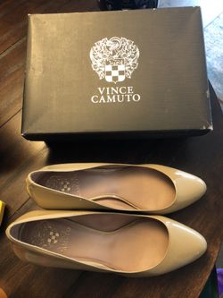 Never worn size 10 Vince Camuto heels