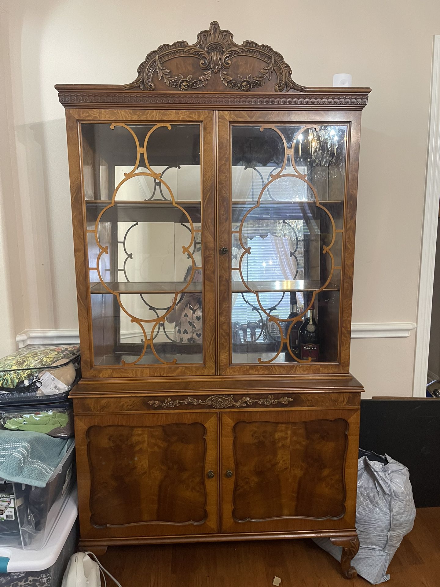 Curio/ China Cabinet With Intricate Wood Carving Glass Interior , Shelves  and Doors