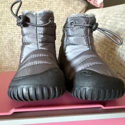 Snow Boots