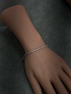 LADIES DIAMOND BRACELET 3.06 CTW