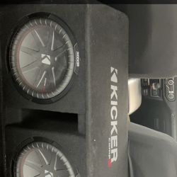 Kicker Comp R 2ohm and amp