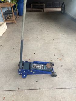 Kobalt 3 Ton Hydraulic Floor Jack