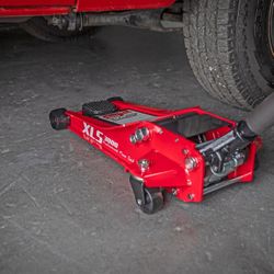 Arcan 3.0 Ton Professional Series Steel Service Jack $129.99