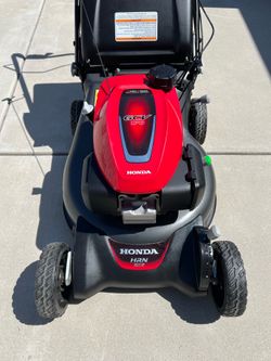 New Honda RWD Self propelled commercial lawnmower