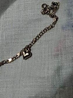 10k gold heart bracelet