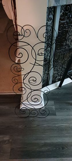 Metal Candle Holder