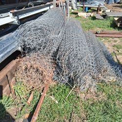 Chainlink fence 6' tall