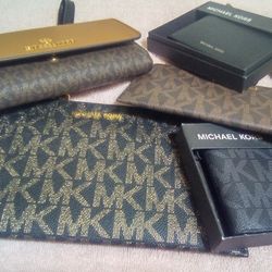 Michael Kors Wallet Bundle