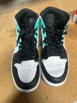 Jordan 1 Mid Tropical Twist Shoes