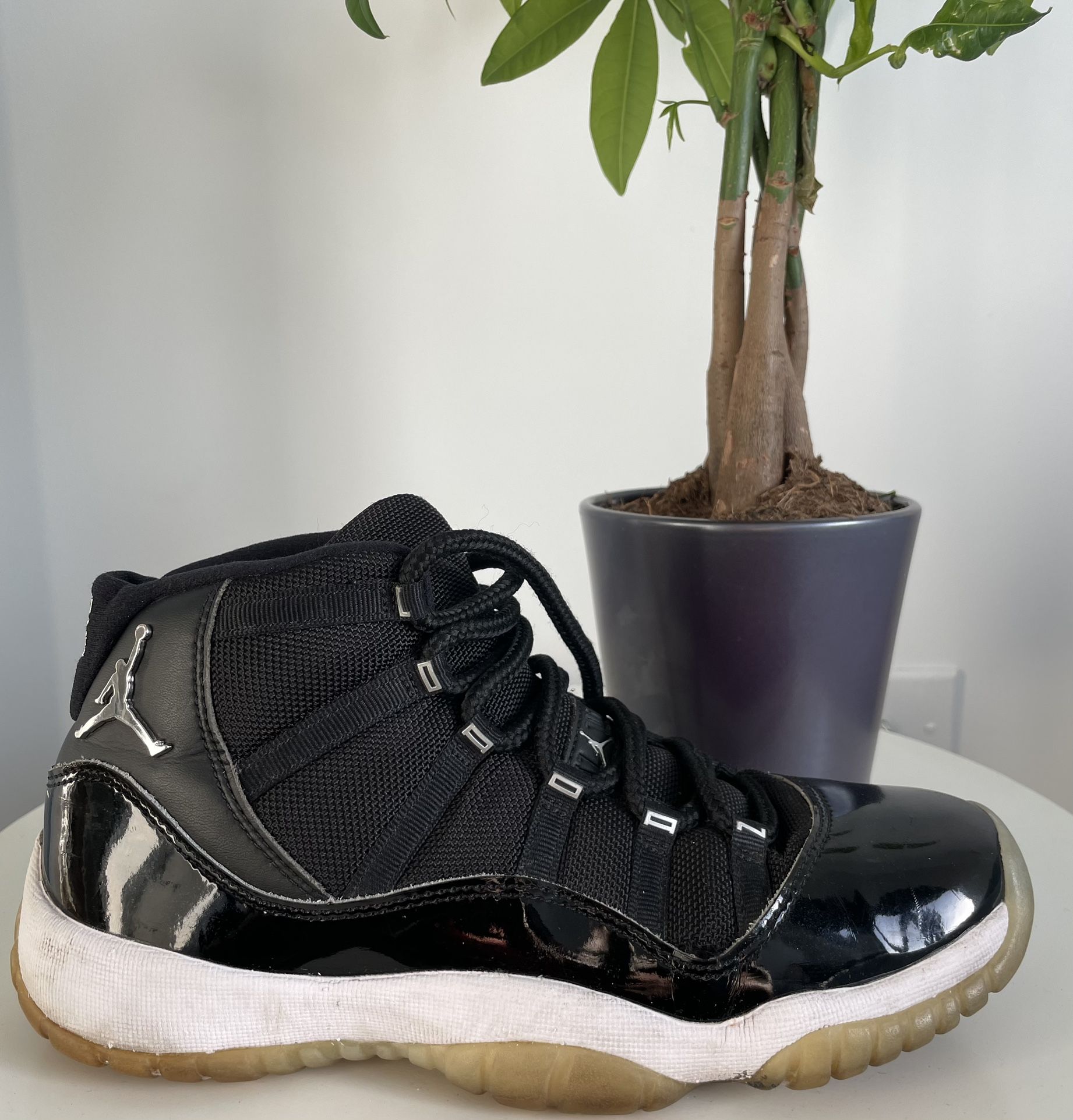 Jordan 11 Retro Jubilee 25th Anniversary CT8012-011 | 7Y | Women 8.5