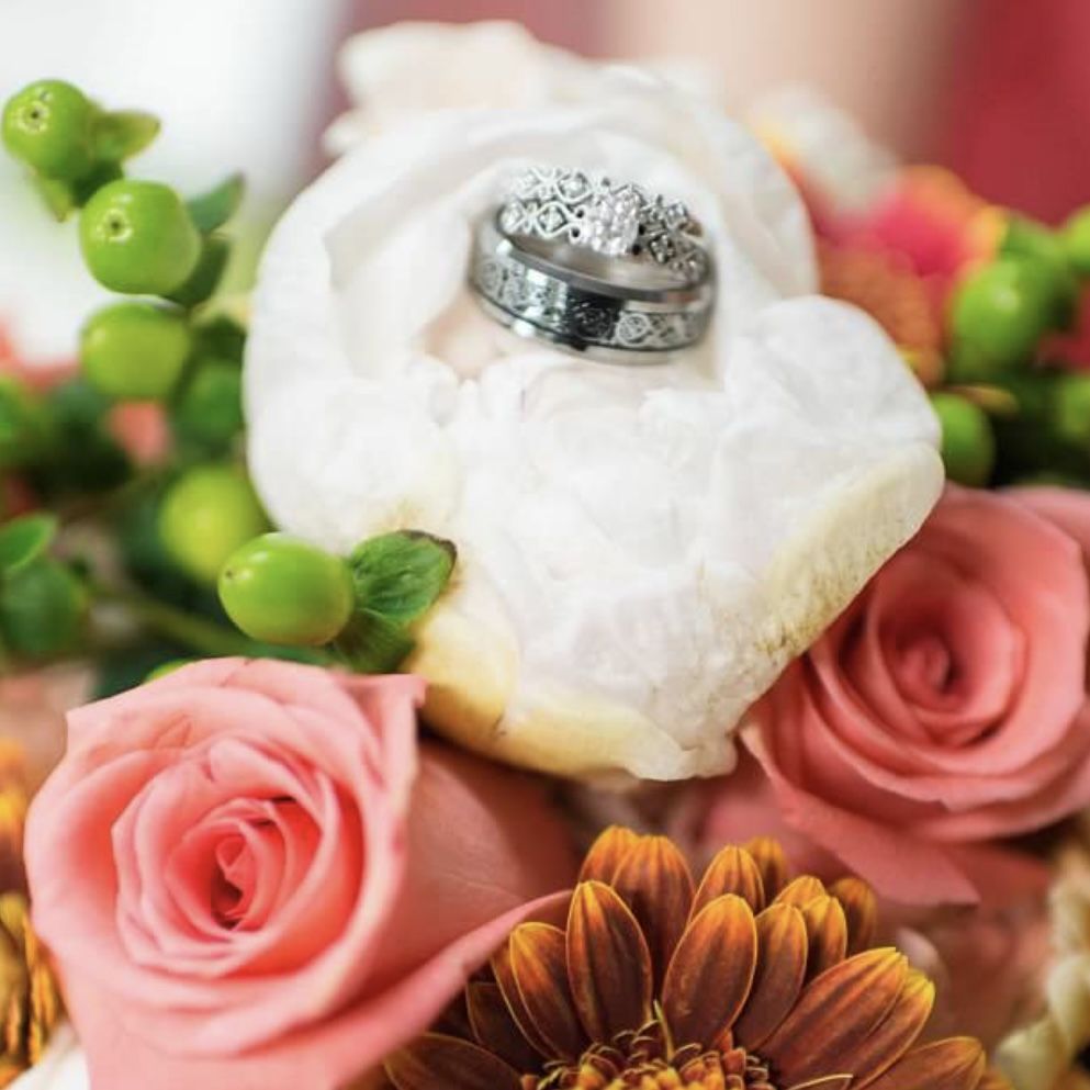 Diamond Engagement Ring & Matching Diamond Band