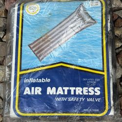 VINTAGE  Pic N Save GREY INFLATABLE AIR MATTRESS WITH SAFETY VALVE SIZE 72 x 27