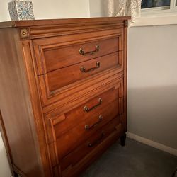 Solid Wood Vintage 5 Drawer Dresser
