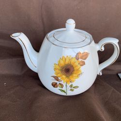 Sunflower Teapot 
