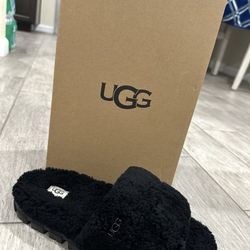 UGG