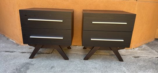 Pair of Dark Wood 2-Drawer Nightstands