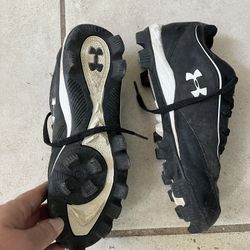 Baseball/softball Cleats