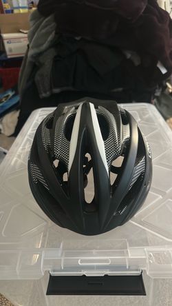 Youth bicycle helmet
