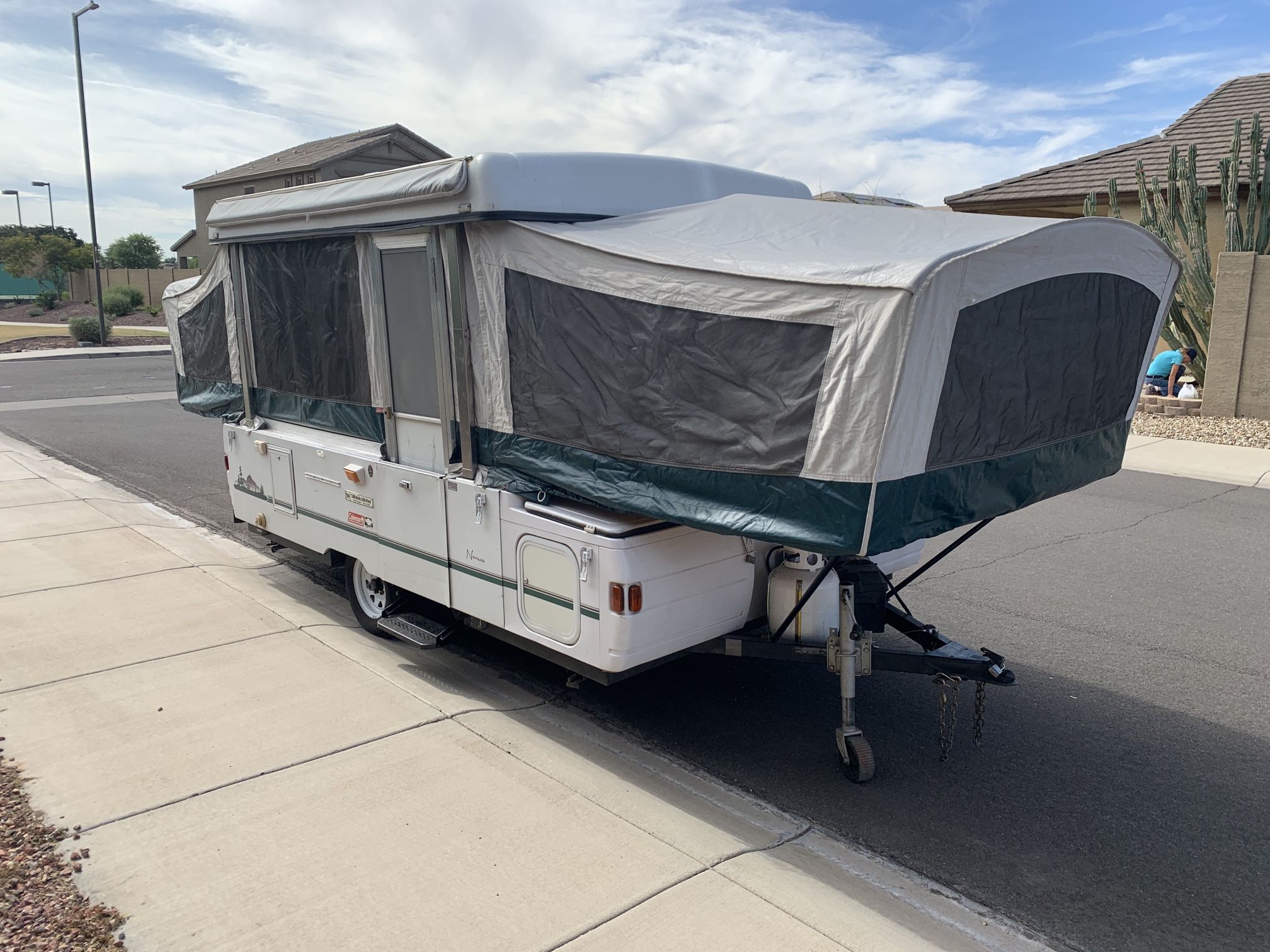 1999 Coleman Nevada Pop up Camper trailer