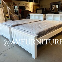 2 White Twin Beds and 2 Mattresses