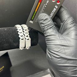 12mm VVS1 Moissanite Diamond Cuban Bracelet